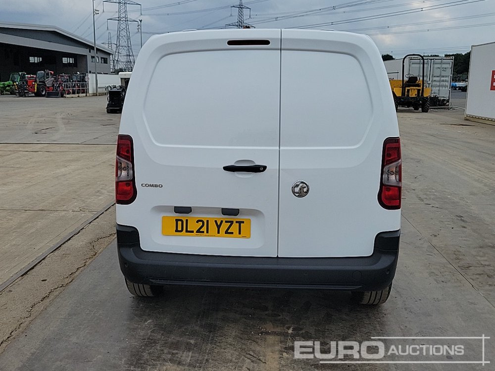2021 Vauxhall Combo 2300 - Dostavno vozilo: slika 4 2021 Vauxhall Combo 2300 - Dostavno vozilo: slika 4