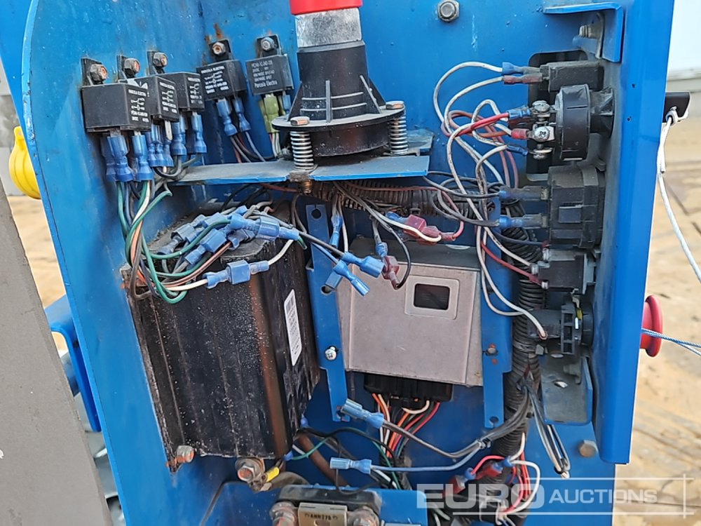 Jarbolna penjajuća platforma Genie GR-15: slika 18 Jarbolna penjajuća platforma Genie GR-15: slika 18