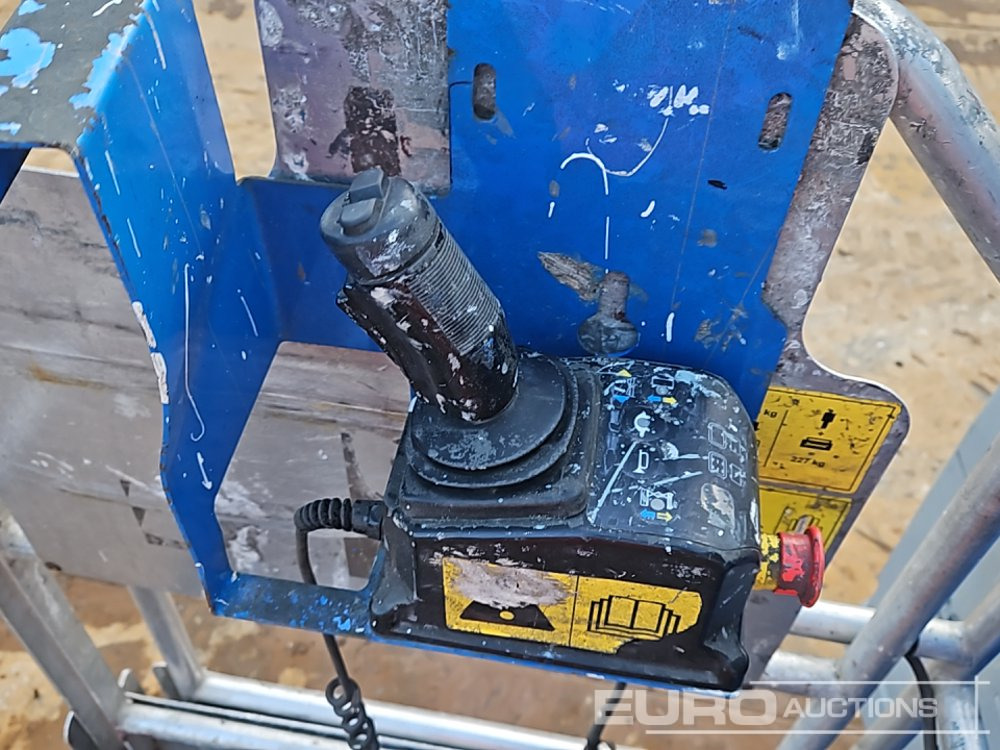 Jarbolna penjajuća platforma Genie GR-15: slika 20 Jarbolna penjajuća platforma Genie GR-15: slika 20