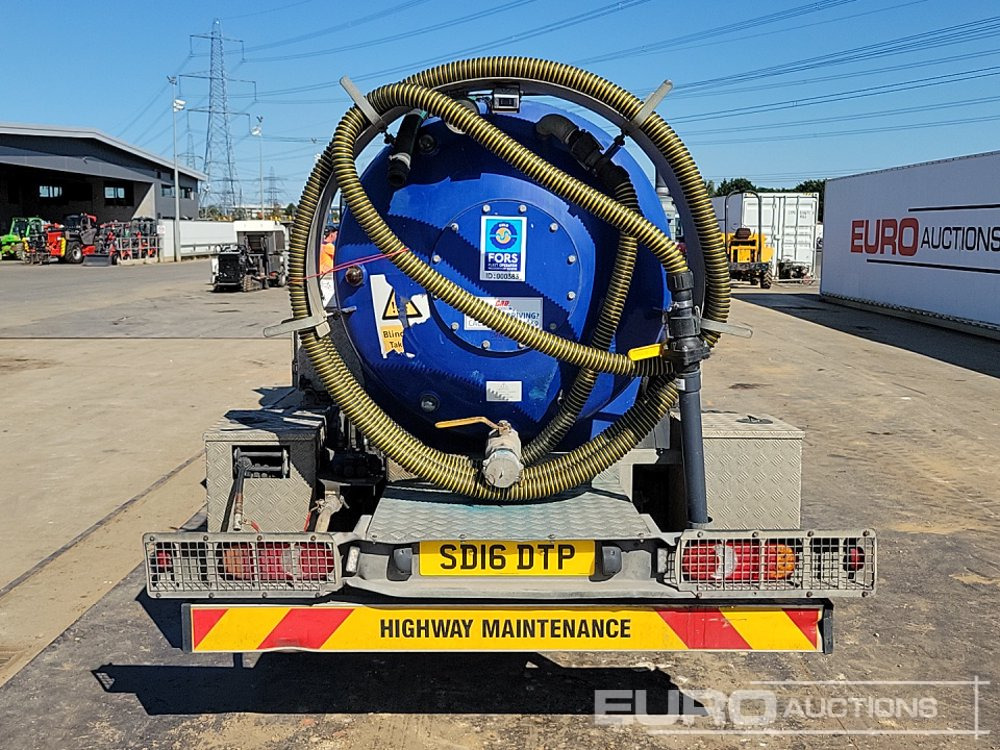 Isuzu 75.190 - Kamion cisterna: slika 4 Isuzu 75.190 - Kamion cisterna: slika 4