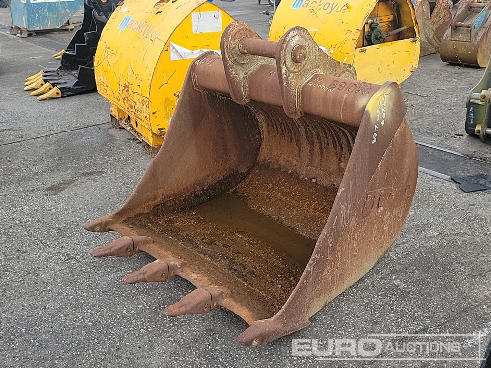 JCB 54" Digging Bucket 80mm Pin to suit 20 Ton Excavator - Kašika: slika 1 JCB 54" Digging Bucket 80mm Pin to suit 20 Ton Excavator - Kašika: slika 1