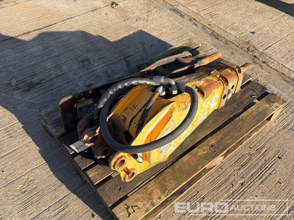 JCB Hydraulic Breaker 30-35mm Pin to suit Mini Excavator (2 of) - Hidraulični čekić: slika 5 JCB Hydraulic Breaker 30-35mm Pin to suit Mini Excavator (2 of) - Hidraulični čekić: slika 5