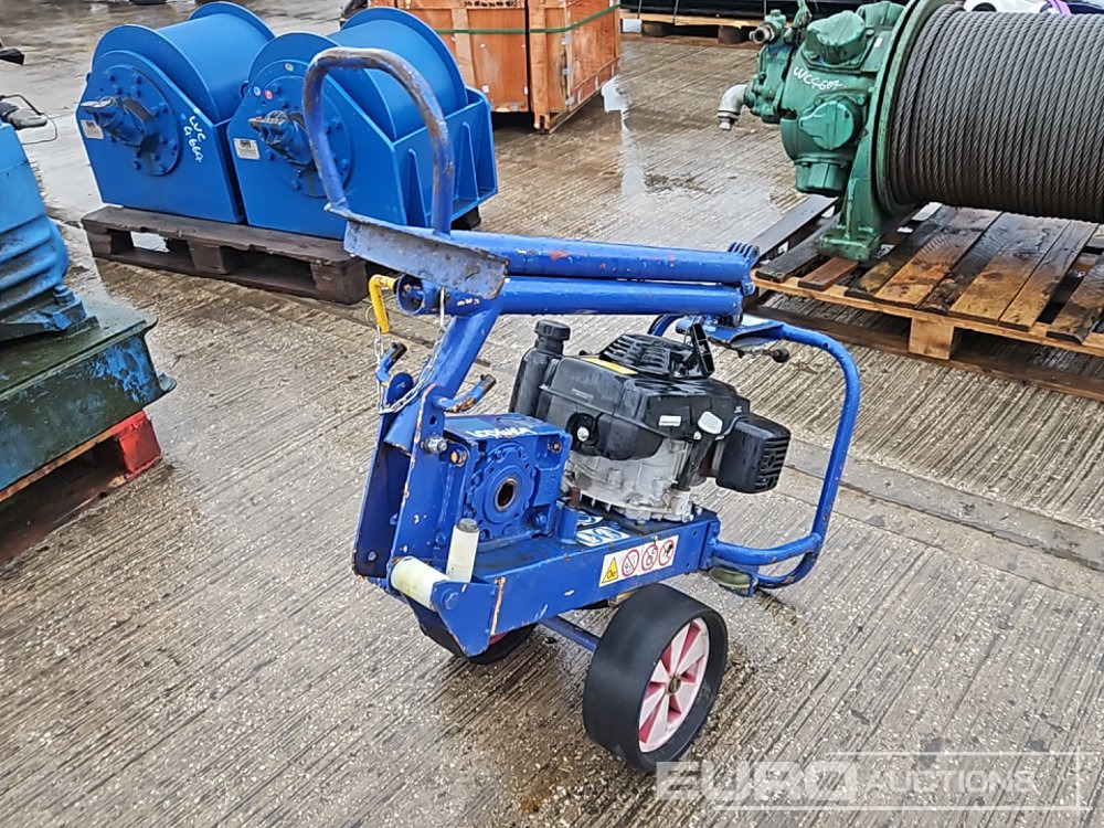 King Cable Puller, Honda Engine - Građevinska oprema: slika 1 King Cable Puller, Honda Engine - Građevinska oprema: slika 1