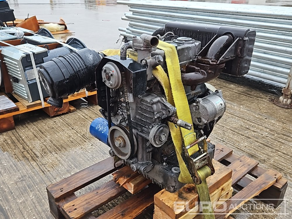 Kubota 3 Cylinder Engine - Motor: slika 5 Kubota 3 Cylinder Engine - Motor: slika 5