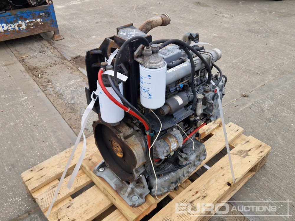 Kubota 4 Cylinder Engine - Motor: slika 5 Kubota 4 Cylinder Engine - Motor: slika 5