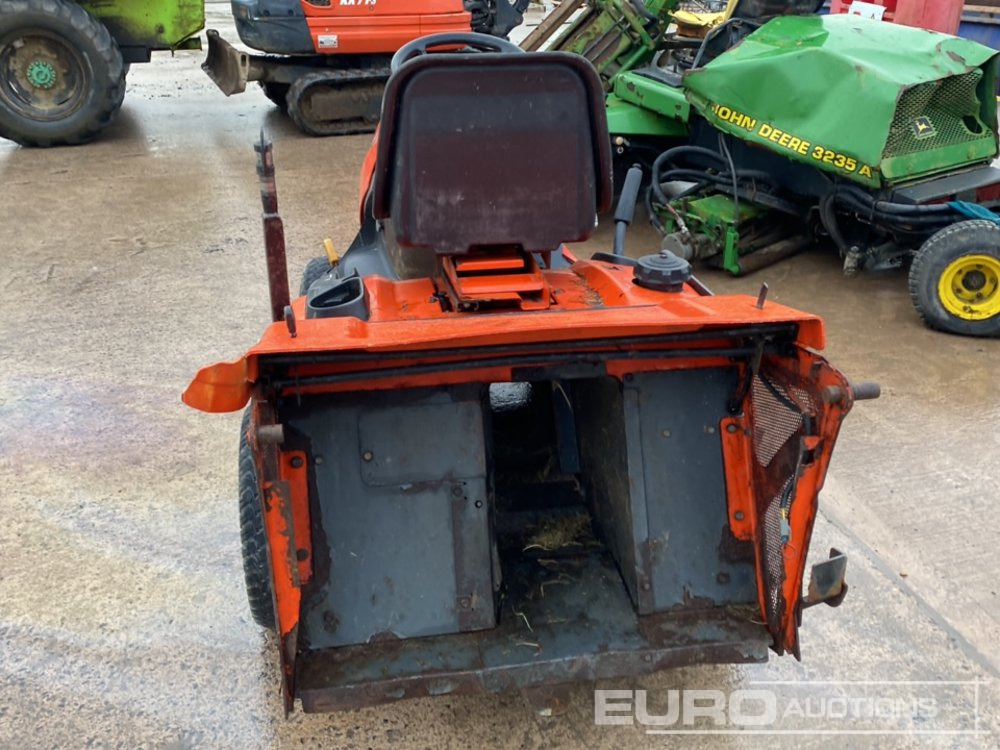Kubota GR1600-11 Diesel Lawnmower - Baštenska kosačica: slika 4 Kubota GR1600-11 Diesel Lawnmower - Baštenska kosačica: slika 4