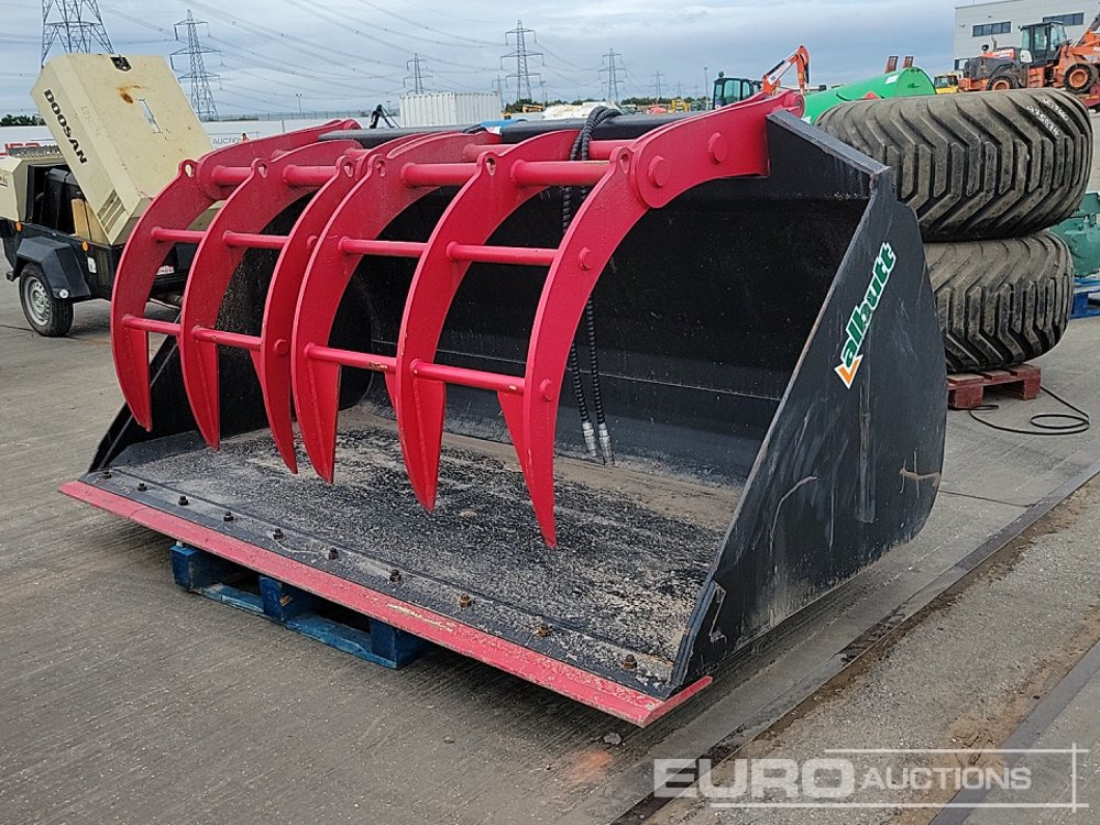 Lalbutt 104" Hydraulic Muck Grab to suit Telehandler - Kašika: slika 1 Lalbutt 104" Hydraulic Muck Grab to suit Telehandler - Kašika: slika 1