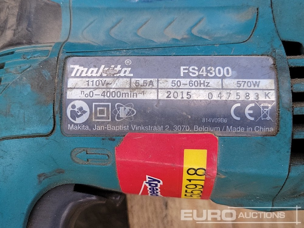 Građevinska oprema Makita 110Volt Cut Off Saw, Belt Sander, Grinder (2 of), Reciprocating Saw (2 of), Hammer Drill, Screwdriver: slika 26