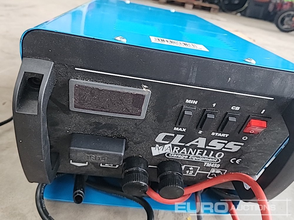 Гаражна опрема Maranello 530 12/24 Volt Battery Charger & Neilsen 3500W Power Inverter (2 of): slika 9 Гаражна опрема Maranello 530 12/24 Volt Battery Charger & Neilsen 3500W Power Inverter (2 of): slika 9