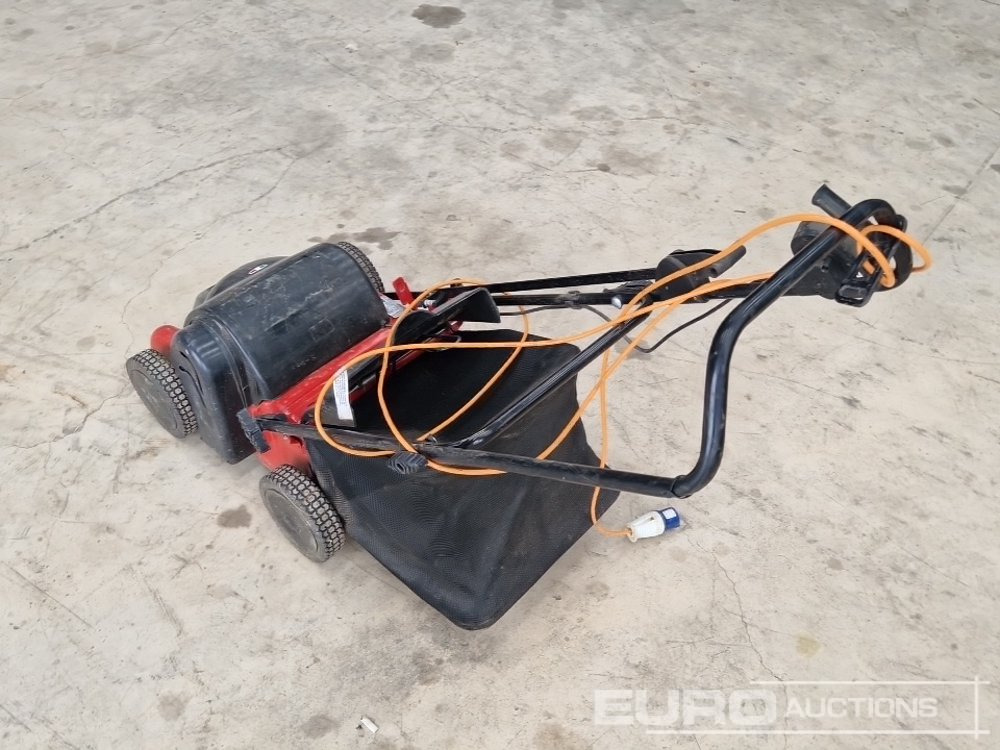Marina S390 240 Volt Scarifer - Građevinska oprema: slika 3 Marina S390 240 Volt Scarifer - Građevinska oprema: slika 3
