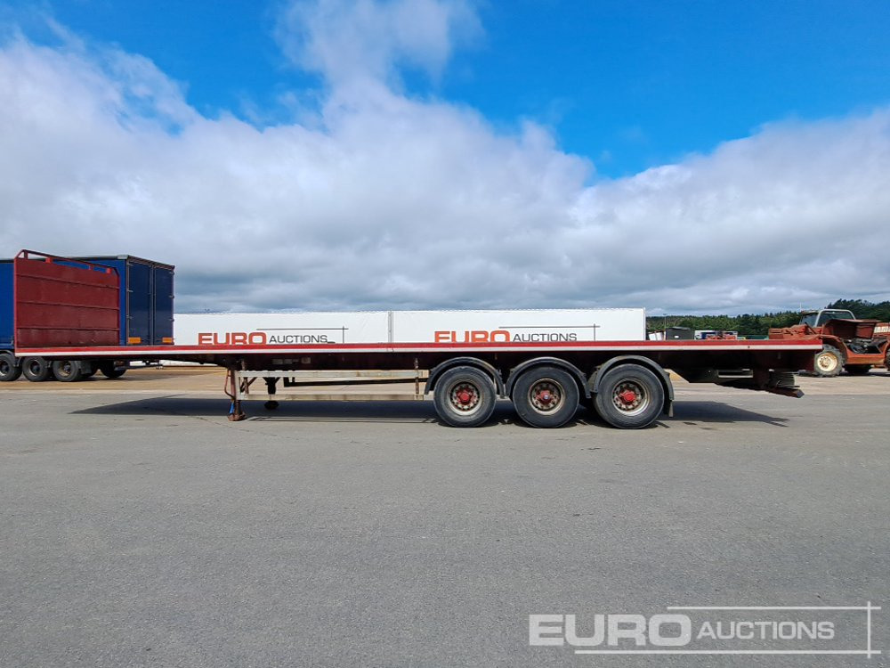 Montracon 45' Tri Axle Flat Trailer, Goal Post Sockets - Plato poluprikolica: slika 2 Montracon 45' Tri Axle Flat Trailer, Goal Post Sockets - Plato poluprikolica: slika 2