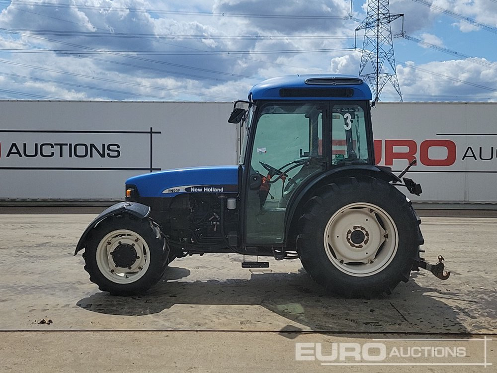 New Holland TN95F - Traktor: slika 2 New Holland TN95F - Traktor: slika 2