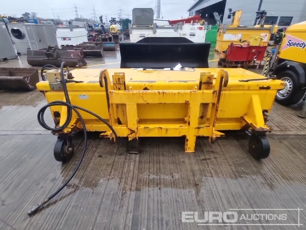 2017 JCB SC240 - Oprema za rukovanje materijalima: slika 4 2017 JCB SC240 - Oprema za rukovanje materijalima: slika 4