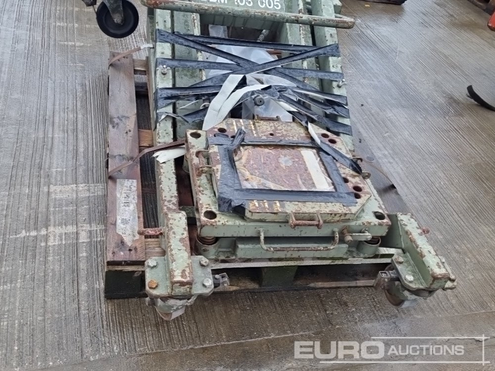 Oprema za rukovanje materijalima Carlisle Engineering Hydraulic Trolley Lift: slika 26