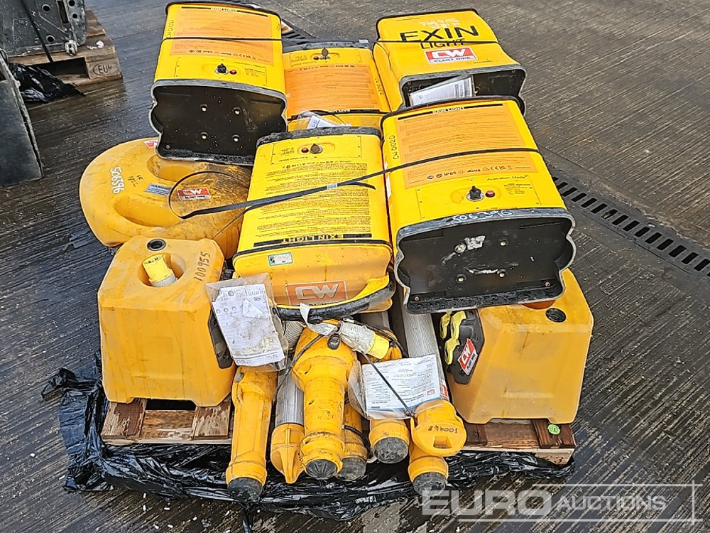 Pallet of 110Volt Lighting, Battery Lighting - Građevinska oprema: slika 4 Pallet of 110Volt Lighting, Battery Lighting - Građevinska oprema: slika 4