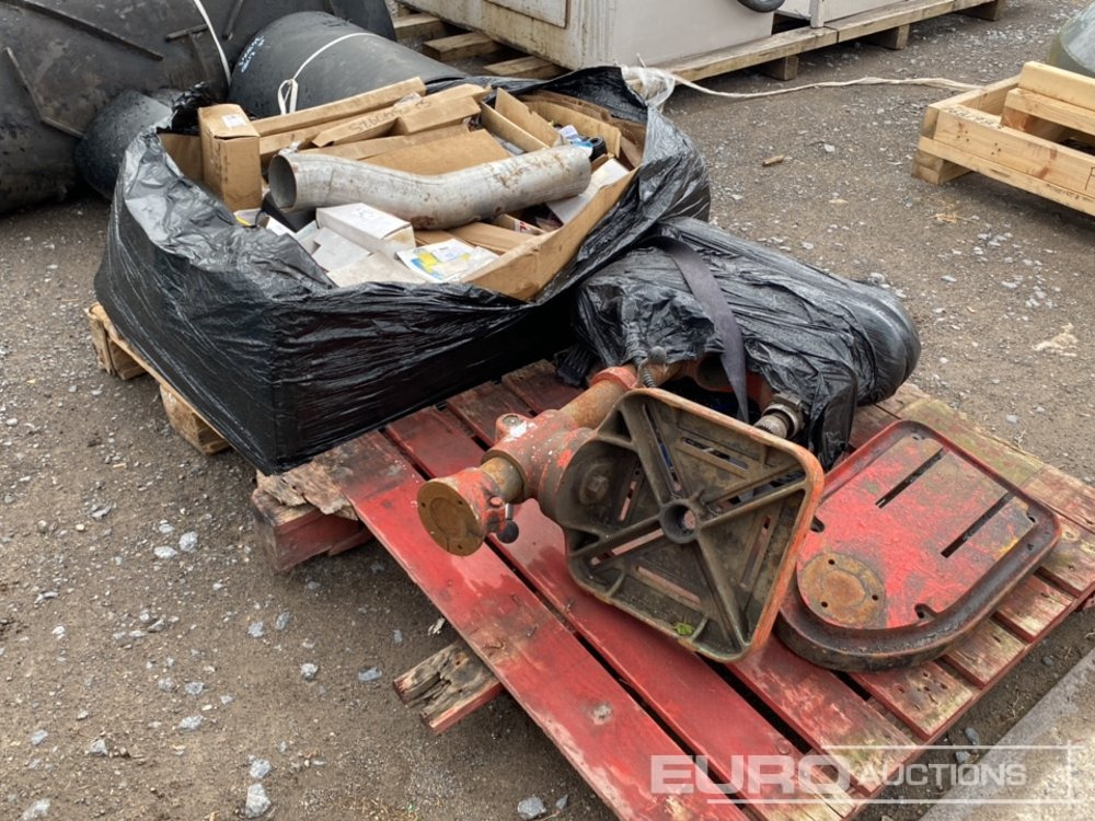 Pallet of Parts & Pillar Drill (2 of) - Građevinska oprema: slika 3 Pallet of Parts & Pillar Drill (2 of) - Građevinska oprema: slika 3