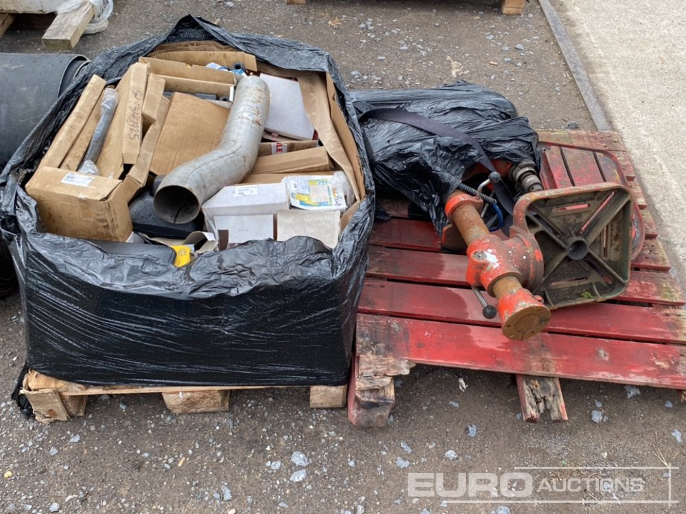 Pallet of Parts & Pillar Drill (2 of) - Građevinska oprema: slika 2 Pallet of Parts & Pillar Drill (2 of) - Građevinska oprema: slika 2