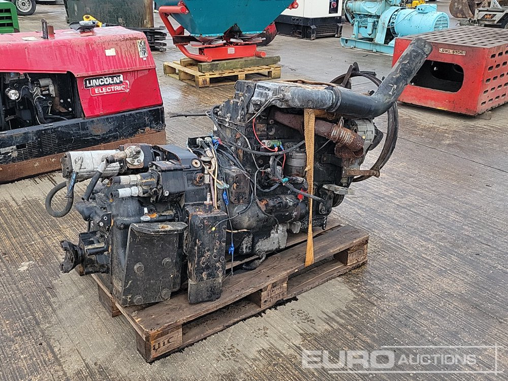 Perkins 4 Cylinder Engine, Gearbox - Motor: slika 5 Perkins 4 Cylinder Engine, Gearbox - Motor: slika 5
