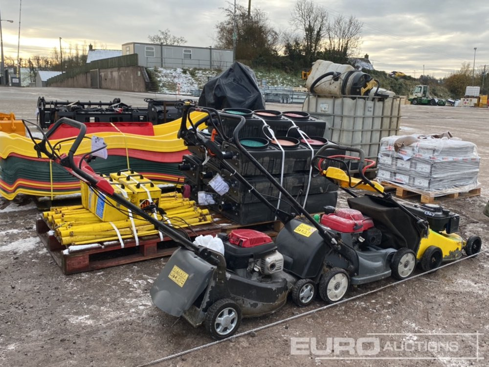 Petrol Lawnmowers (3 of) - Baštenska kosačica: slika 1 Petrol Lawnmowers (3 of) - Baštenska kosačica: slika 1