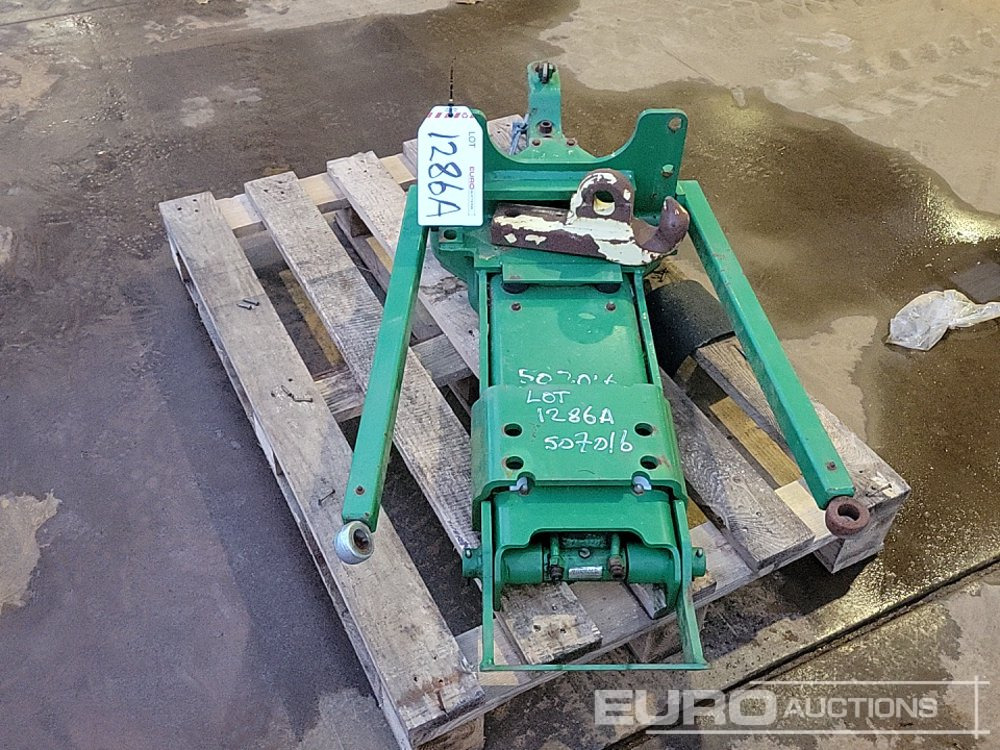 John Deere Pick Up Hitch to suit Tractor - Poljoprivredna mašina: slika 4 John Deere Pick Up Hitch to suit Tractor - Poljoprivredna mašina: slika 4