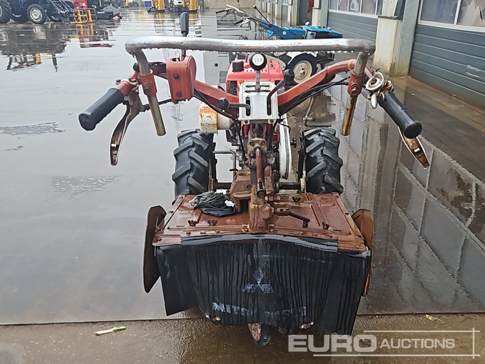 Mitsubishi CT601 - Poljoprivredna mašina: slika 4 Mitsubishi CT601 - Poljoprivredna mašina: slika 4