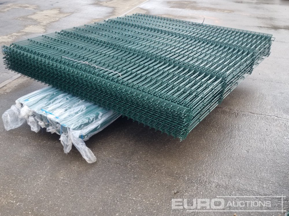 Poljoprivredna mašina Unused Galvanised & Powder Coated Heavy Duty (5mm) Wire Mesh Fencing, 25 x H2.4m x W2.2m Panels, 26 x 60mm x 60mm x3m Posts, with Fittings (Green): slika 16