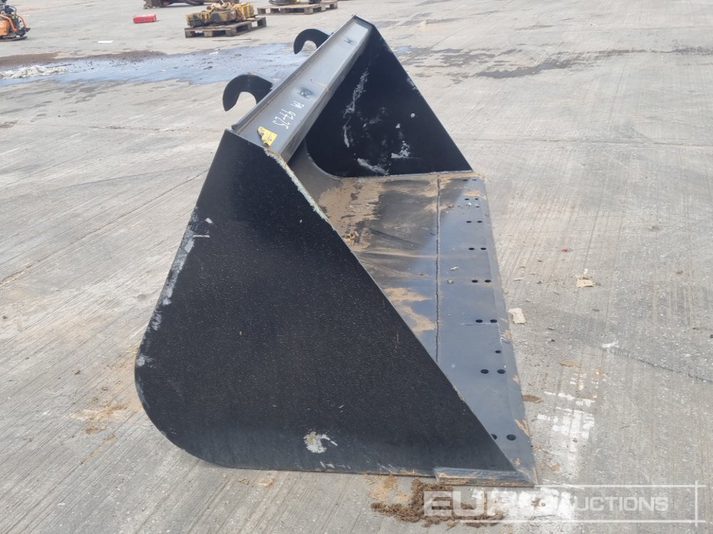 Poljoprivredna mašina Unused Strickland 90" Loading Bucket to suit JCB Telehandler: slika 6