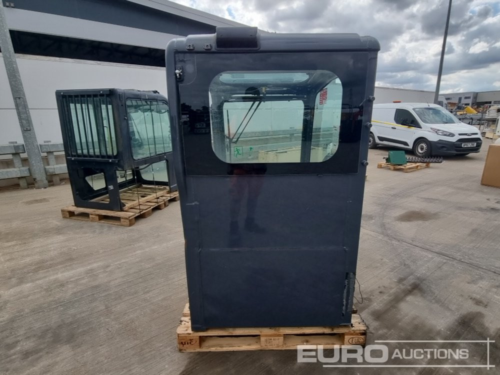 2021 Cab to suit Kobelco Excavator (Damaged) - Rezervni deo: slika 4 2021 Cab to suit Kobelco Excavator (Damaged) - Rezervni deo: slika 4