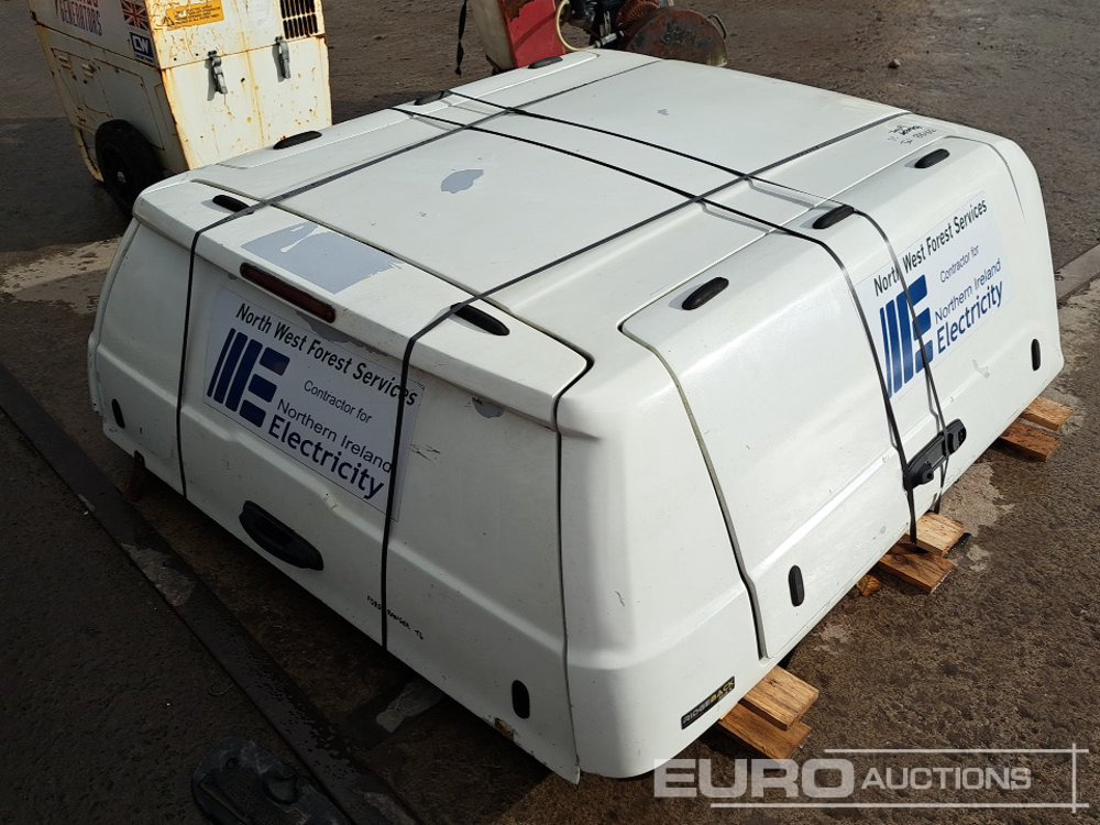 Ridge Back Canopy to suit Pick Up - Građevinska oprema: slika 3 Ridge Back Canopy to suit Pick Up - Građevinska oprema: slika 3