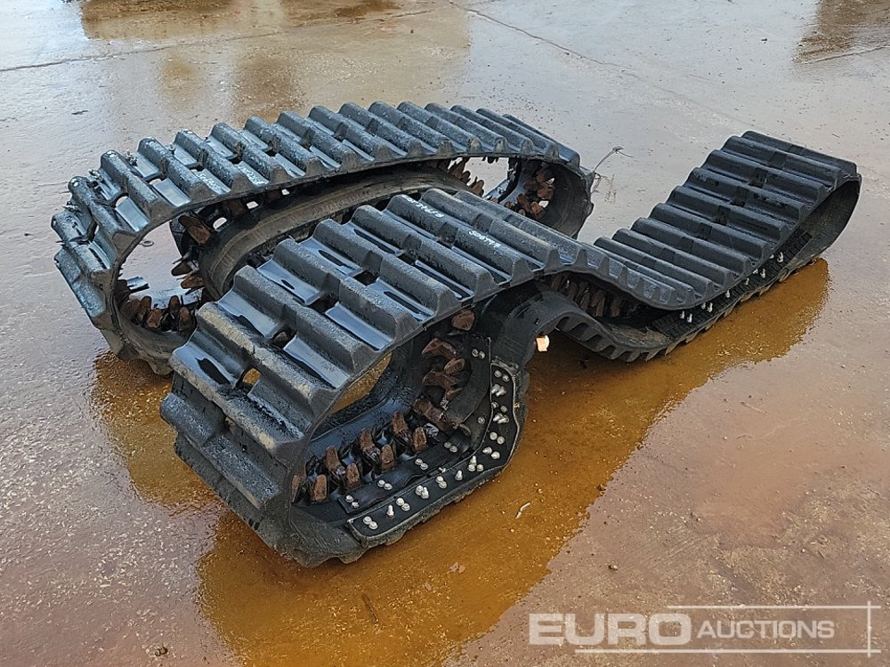 Rubber Tracks to suit Crawler Tractor (2 of) - Šine za Građevinska mašina: slika 1 Rubber Tracks to suit Crawler Tractor (2 of) - Šine za Građevinska mašina: slika 1