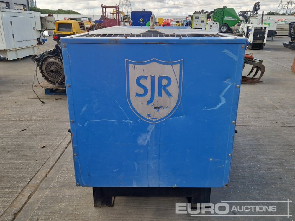 SDMO 17kVA Generator, 4 Cylinder Engine - Set generatora: slika 2 SDMO 17kVA Generator, 4 Cylinder Engine - Set generatora: slika 2
