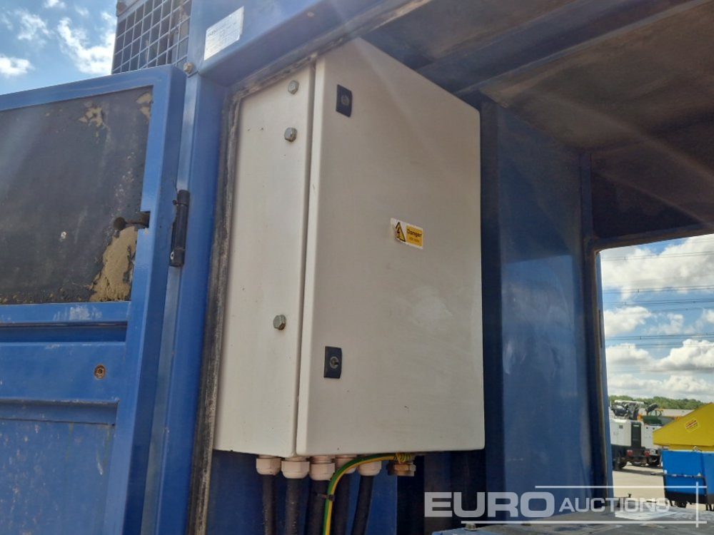 Set generatora SDMO 380kVA Generator, Volvo Engine: slika 28