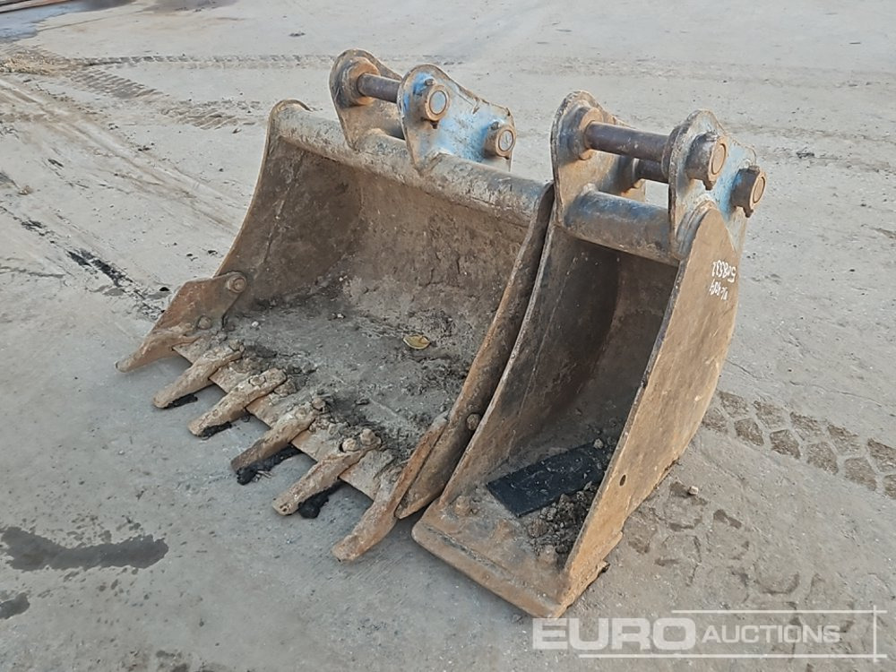 Strickland 12", 36" Digging Bucket 45mm Pin to suit 4-6 Ton Excavator - Kašika: slika 1 Strickland 12", 36" Digging Bucket 45mm Pin to suit 4-6 Ton Excavator - Kašika: slika 1