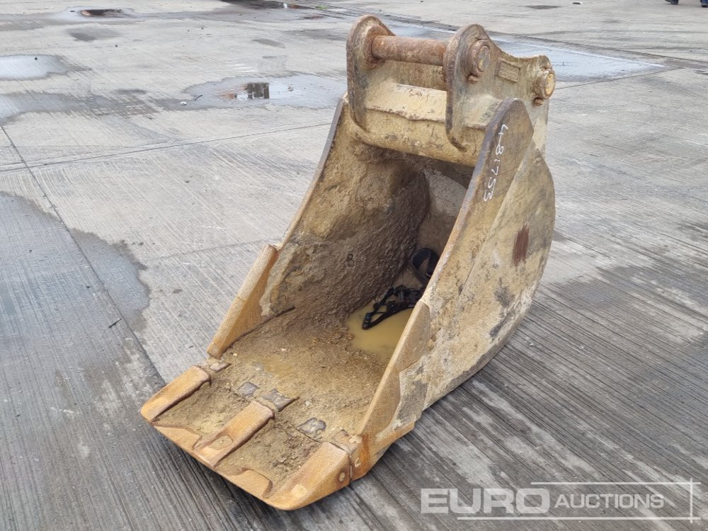 Strickland 24" Digging Bucket 65mm Pin to suit 13 Ton Excavator - Kašika: slika 1 Strickland 24" Digging Bucket 65mm Pin to suit 13 Ton Excavator - Kašika: slika 1