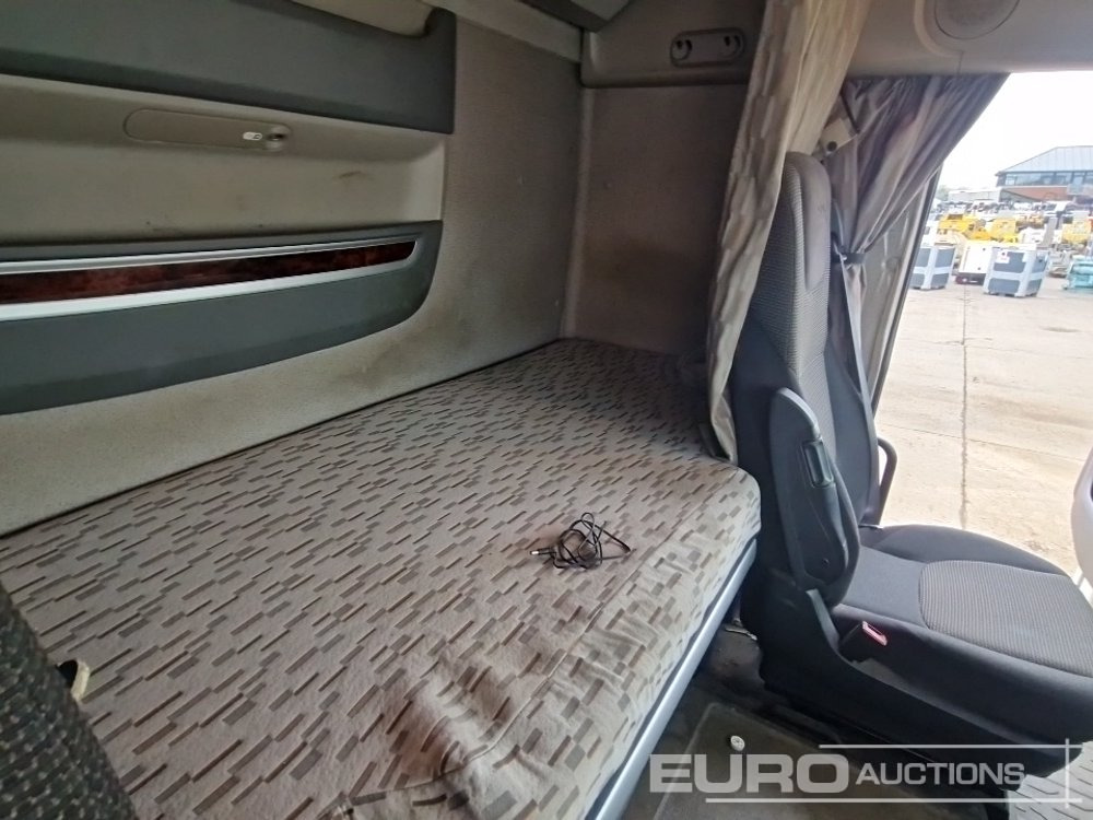 Tegljač 2015 DAF XF510: slika 33