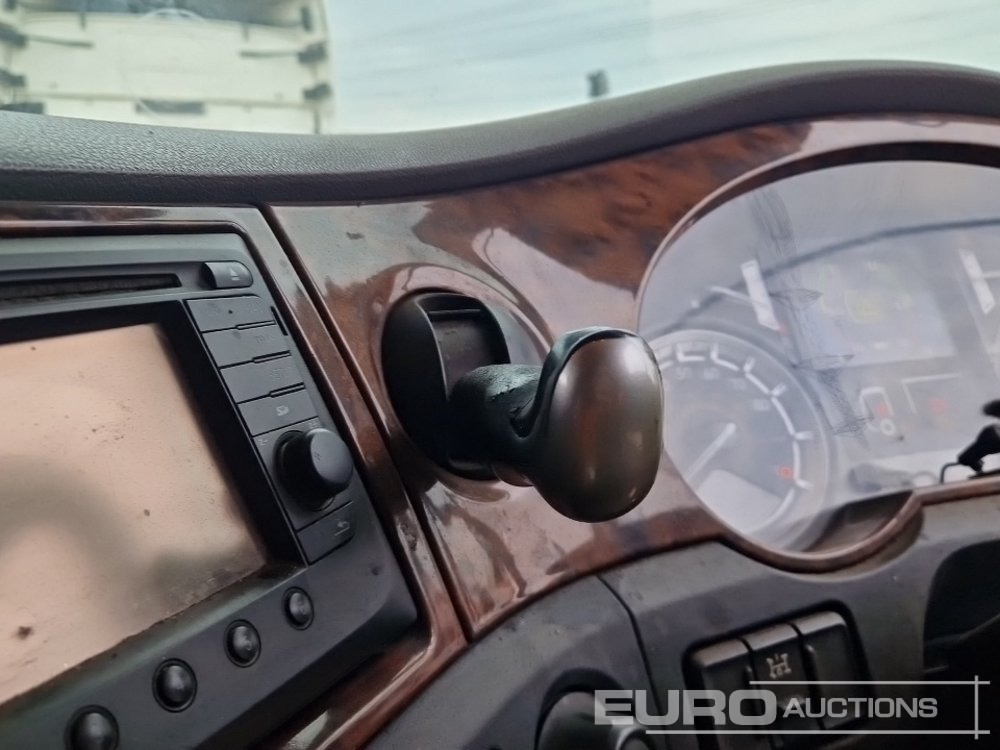 Tegljač 2015 DAF XF510: slika 29