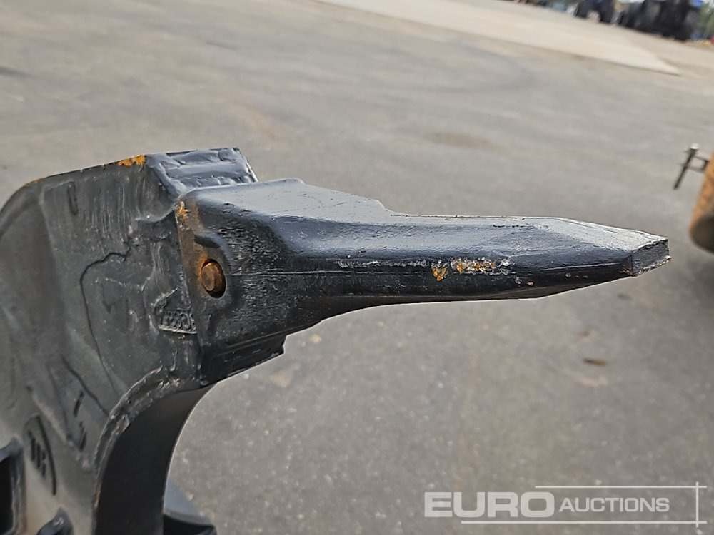 Kašika novi Unused 2024 Hardlife Ripper 65mm Pin to suit 13 Ton Excavator: slika 9