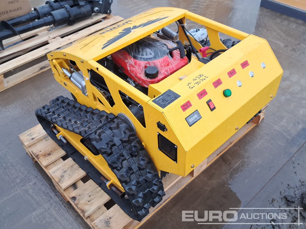 Unused 2025 Salini RC-900 Radio Controlled Tracked Lawnmower (Controls in Office) - Baštenska kosačica: slika 3 Unused 2025 Salini RC-900 Radio Controlled Tracked Lawnmower (Controls in Office) - Baštenska kosačica: slika 3