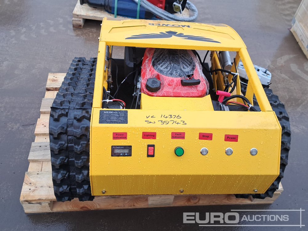 Unused 2025 Salini RC-900 Radio Controlled Tracked Lawnmower (Controls in Office) - Baštenska kosačica: slika 4 Unused 2025 Salini RC-900 Radio Controlled Tracked Lawnmower (Controls in Office) - Baštenska kosačica: slika 4