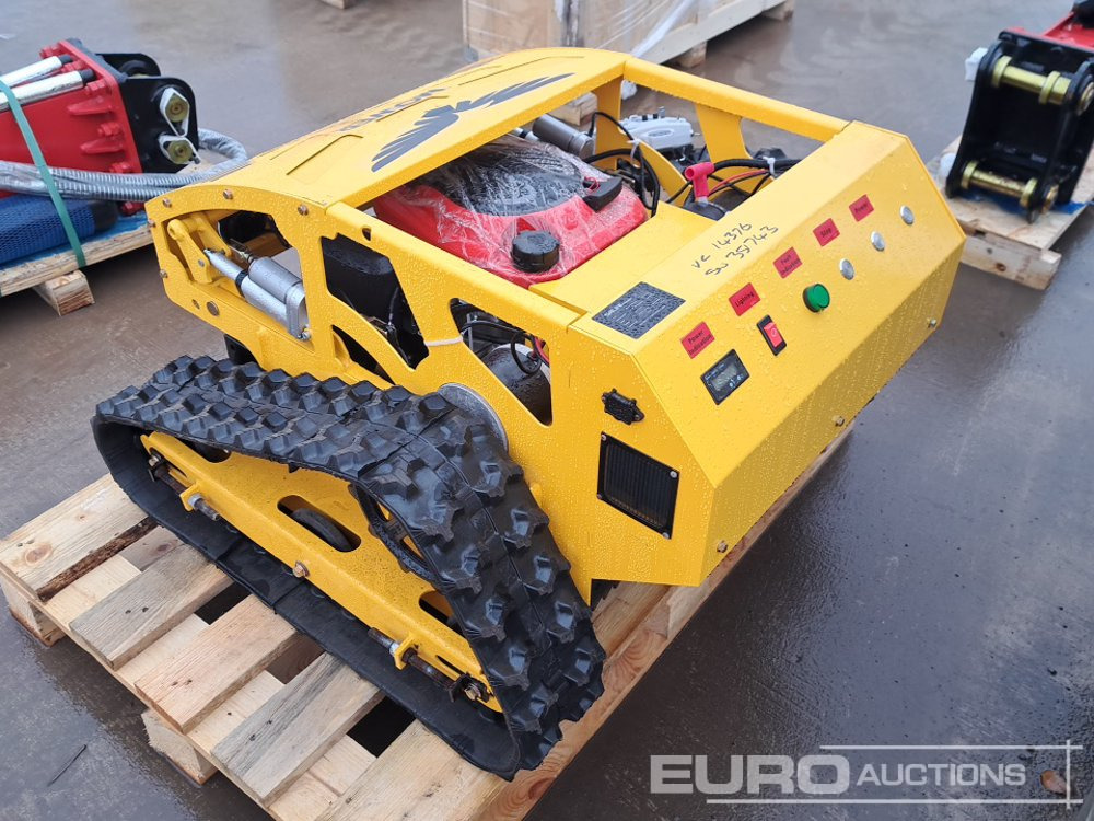 Unused 2025 Salini RC-900 Radio Controlled Tracked Lawnmower (Controls in Office) - Baštenska kosačica: slika 3 Unused 2025 Salini RC-900 Radio Controlled Tracked Lawnmower (Controls in Office) - Baštenska kosačica: slika 3