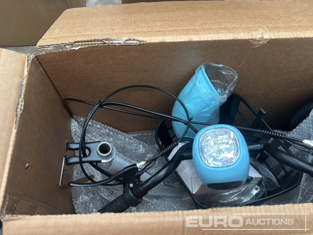 Unused City Bike Electric Bicycle - Гаражна опрема: slika 5 Unused City Bike Electric Bicycle - Гаражна опрема: slika 5