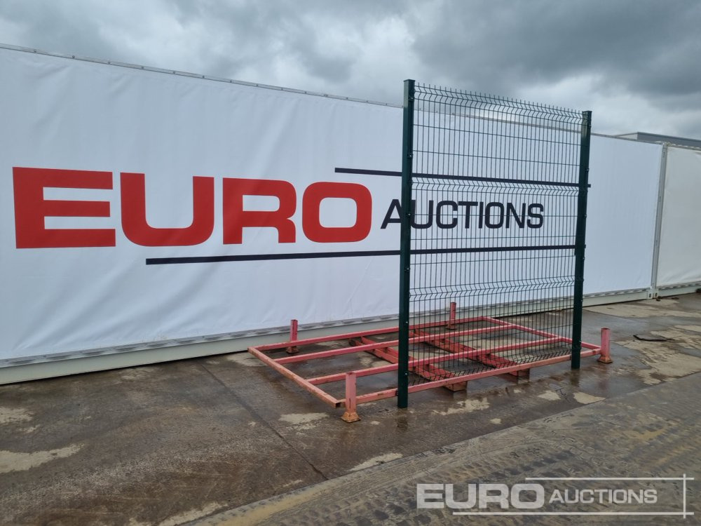 Unused Galvanised & Powder Coated Heavy Duty (5mm) Wire Mesh Fencing, 25 x H2.4m x W2.2m Panels, 26 x 60mm x 60mm x3m Posts, with Fittings (Green) - Građevinska oprema: slika 1 Unused Galvanised & Powder Coated Heavy Duty (5mm) Wire Mesh Fencing, 25 x H2.4m x W2.2m Panels, 26 x 60mm x 60mm x3m Posts, with Fittings (Green) - Građevinska oprema: slika 1
