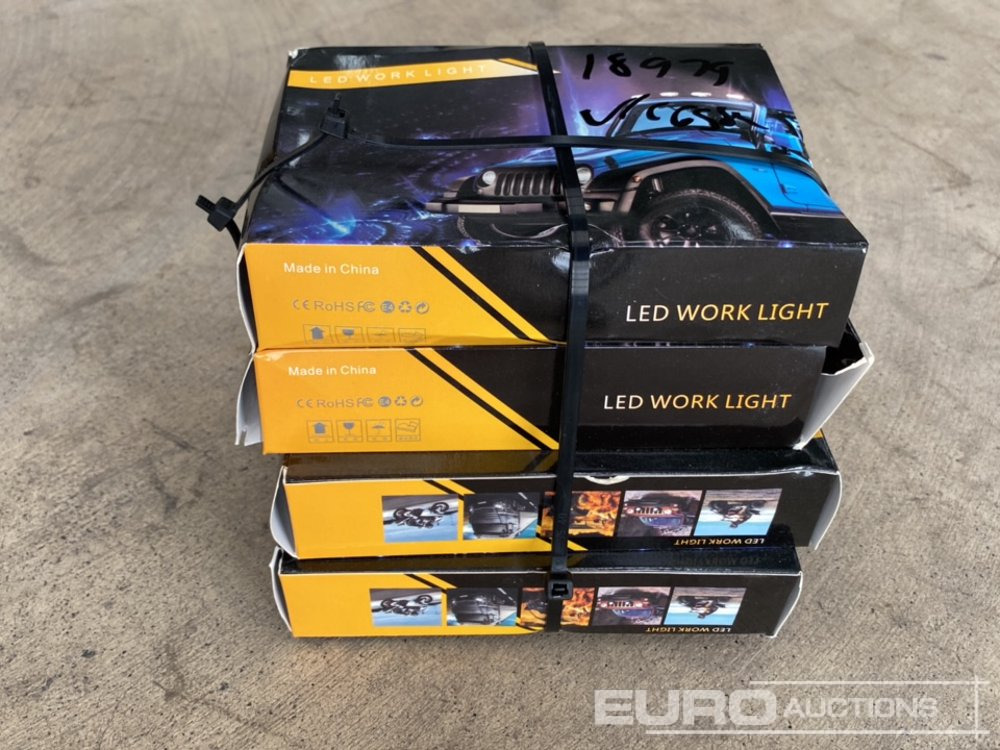 Unused LED Work Lights, 48w, 12V/24V, Adjustable Bracket, IP67 Waterproof, 6000k White (4 of) - Гаражна опрема: slika 4 Unused LED Work Lights, 48w, 12V/24V, Adjustable Bracket, IP67 Waterproof, 6000k White (4 of) - Гаражна опрема: slika 4