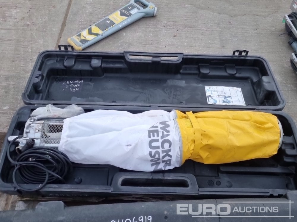 Građevinska oprema Wacker Neuson Balloon Light & Ballast Battery (2 of), 415 Volt Distribution Cable (2 of), C.A.T 4+ Radio Detector: slika 27