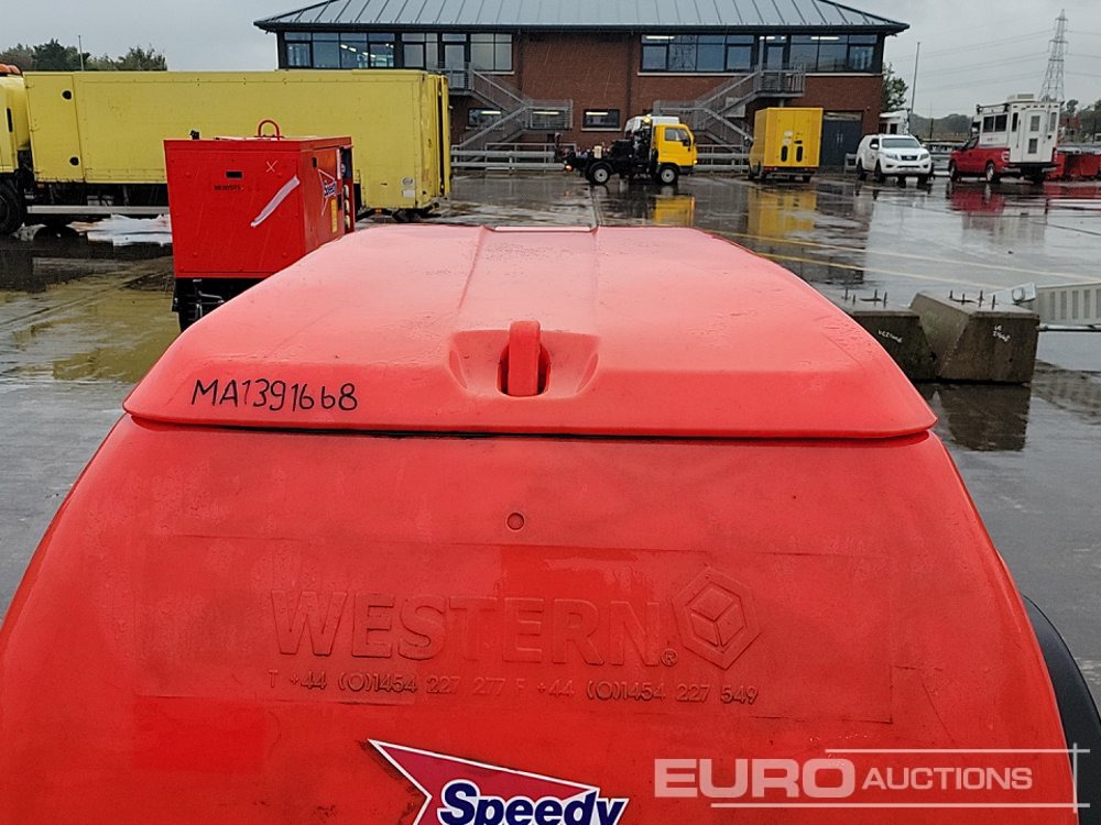 Rezervoar za skladištenje Western Single Axle Plastic Water Bowser: slika 15