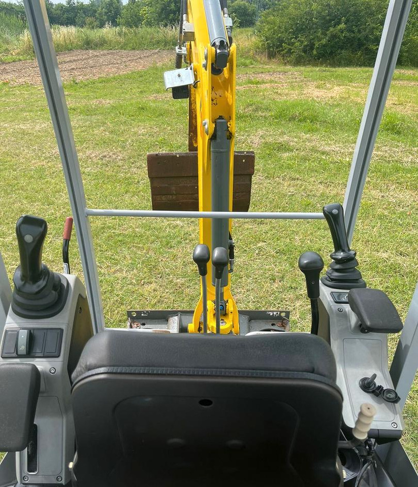 Miniescavatore usato Wacker Neuson ET 16 MTR - Mini bager: slika 5 Miniescavatore usato Wacker Neuson ET 16 MTR - Mini bager: slika 5