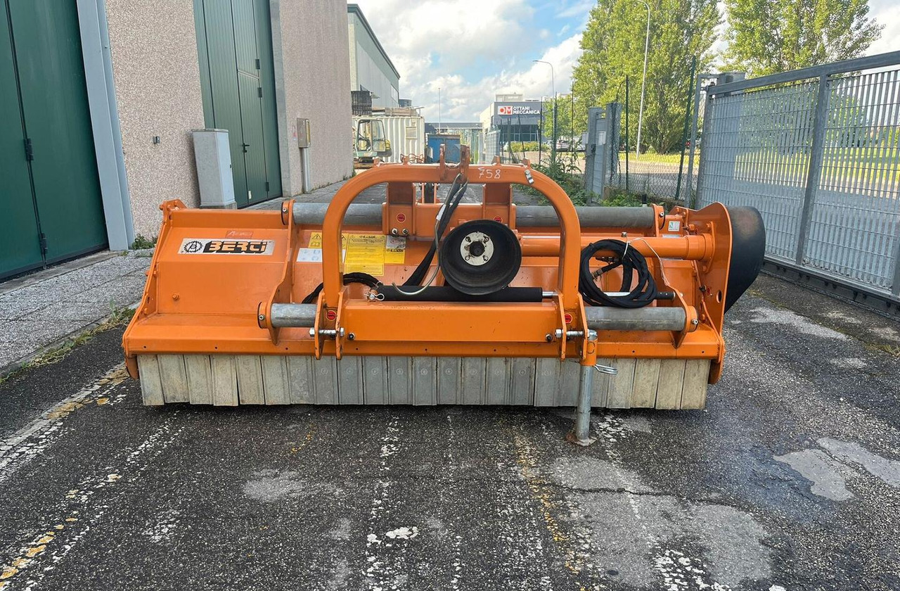Trincia usata Berti Land/s 230 - Tarup: slika 2 Trincia usata Berti Land/s 230 - Tarup: slika 2