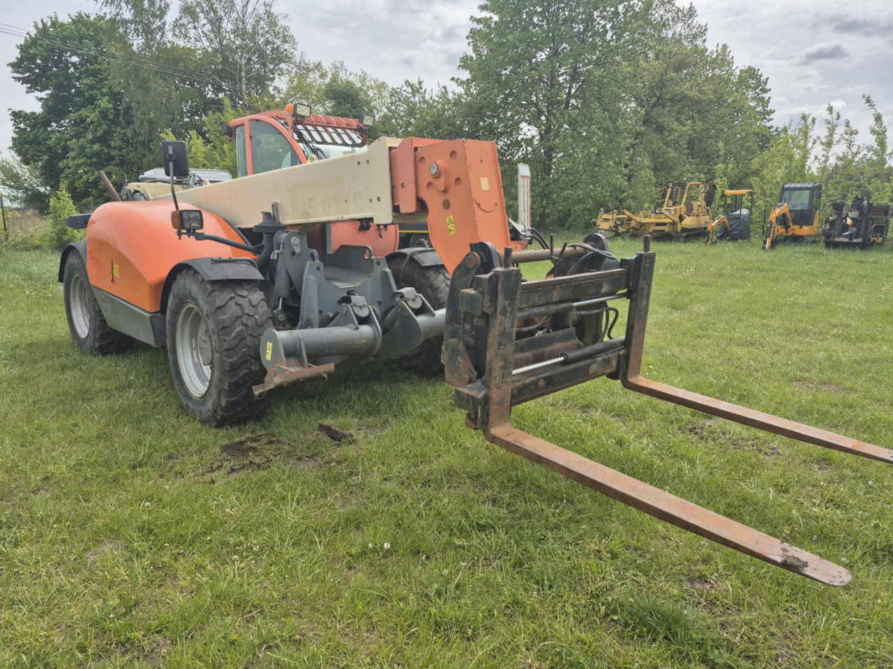 JLG 4013 - Teleskopski utovarivač na točkovima: slika 5 JLG 4013 - Teleskopski utovarivač na točkovima: slika 5