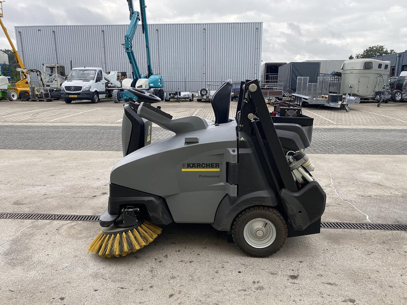 Kärcher KM 105/110 R Bp, Veegmachine, hoogkieper - Autočistilica: slika 5 Kärcher KM 105/110 R Bp, Veegmachine, hoogkieper - Autočistilica: slika 5