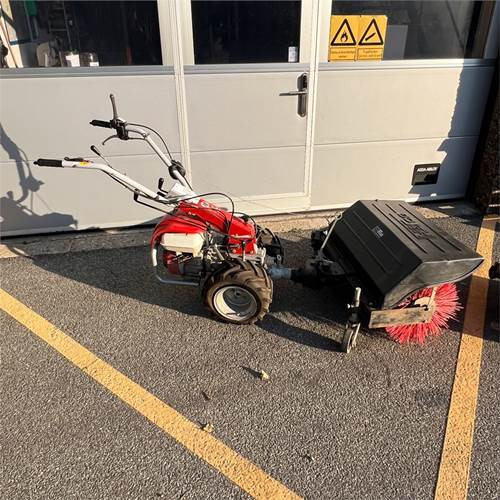 1.Ønsker Du nyt fabrikat oprettet, skriv i note ! MTC Brik3 - Motorna kopačica: slika 4 1.Ønsker Du nyt fabrikat oprettet, skriv i note ! MTC Brik3 - Motorna kopačica: slika 4